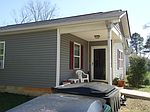 5221 Airport Dr, Charlotte, NC