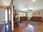1137 Tower Pl, Vista, CA