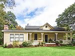 524 Carthage St, Cameron, NC