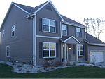 5425 S 44th Ct, Greenfield, WI