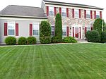 1716 Washington Valley Dr, Stewartsville, NJ