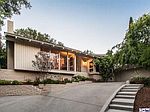 680 Laguna Rd, Pasadena, CA