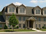 335 Franklin St APT 201, Nazareth, PA