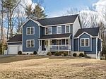 2 Winslow Dr, East Kingston, NH