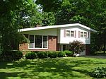 1229 Sherman St, Geneva, OH