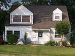 2073 Bailey Rd, Cuyahoga Falls, OH