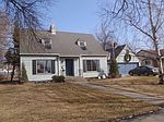 1029 4th St NE, Devils Lake, ND