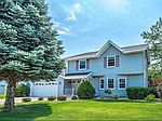 9999 S Hillview Ave, Oak Creek, WI