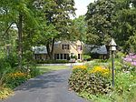 1404 E Bywater Ln, Milwaukee, WI