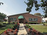 595 Tulip Ln, New Castle, DE