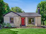 15715 Greenwood Ave N, Shoreline, WA