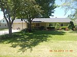 614754895 Dolphin Dr, Menomonee Falls, WI