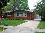21867 S Brandon St, Farmington Hills, MI