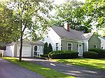 26 Maple St, Crystal Lake, IL
