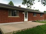 645 Peach Orchard Dr, West Carrollton, OH