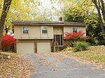 Nottingham Dr NE, Grand Rapids, MI