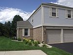 207 Auburn Ct # 207, St Charles, IL
