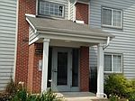 8346 Glenwillow Ln UNIT 104, Indianapolis, IN