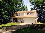 1592 Gramercy Ct, Wixom, MI