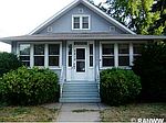 2819 S Slope Ter, Eau Claire, WI