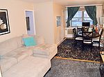 209 E 56th St APT 3B, New York, NY