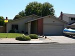138 Normandy Dr, Vacaville, CA