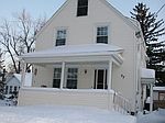 37 Rochester St, Lockport, NY