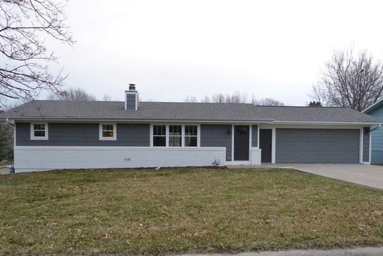 1422 Country Club Dr Pella Ia 50219 Realestate Com