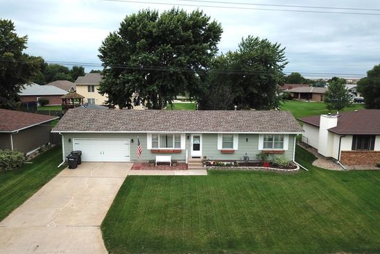 1040 N Hancock Ave Grand Island Ne 68803 Realestate Com